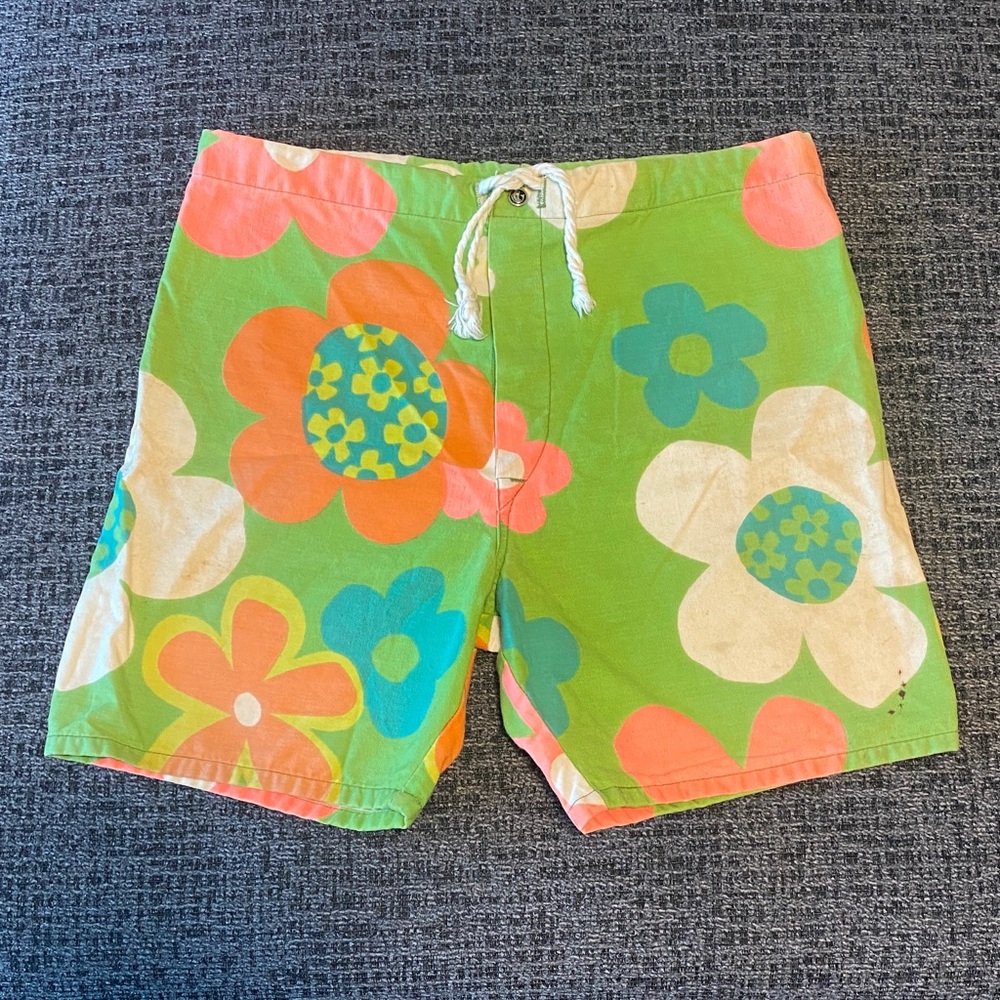 Vintage Hawaiian Holiday Shorts